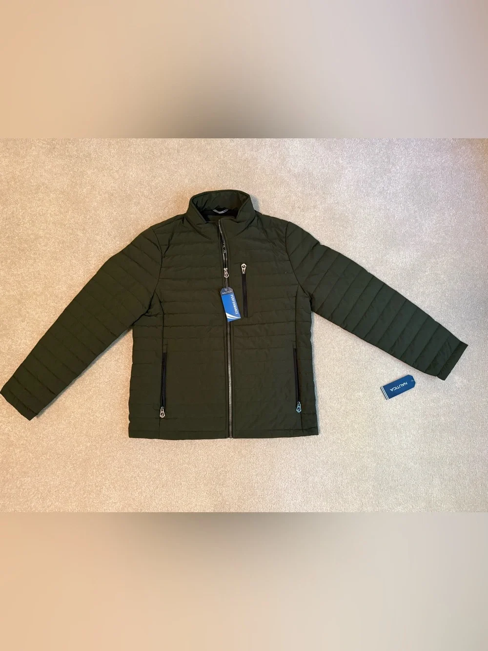 NWT Nautica Men's Puffer Jacket in Olive